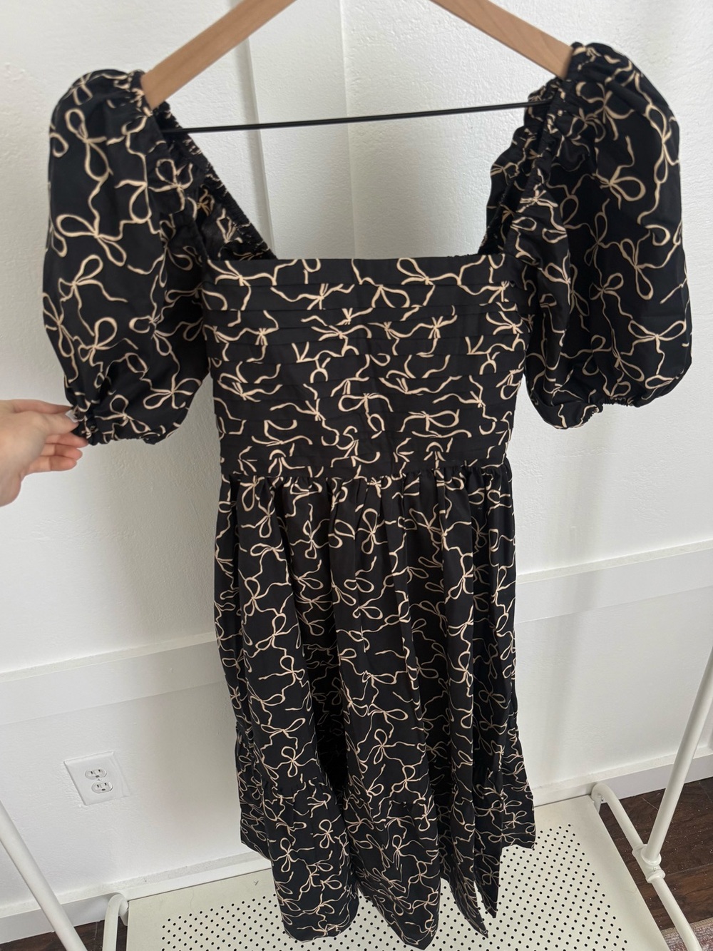 Abercrombie & Fitch Puff Sleeve Midi Dress Bow Print